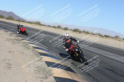 media/Dec-01-2025-Moto Forza (Mon) [[2daa91e15f]]/2-Intermediate Group/Session 4 (Turn 10 Inside)/